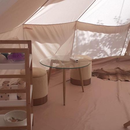 Farm Glamping Tent On Acquaviva Bay Hotel Marittima Buitenkant foto