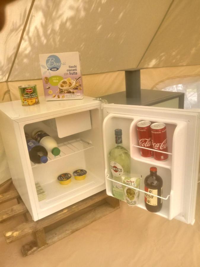 Farm Glamping Tent On Acquaviva Bay Hotel Marittima Buitenkant foto