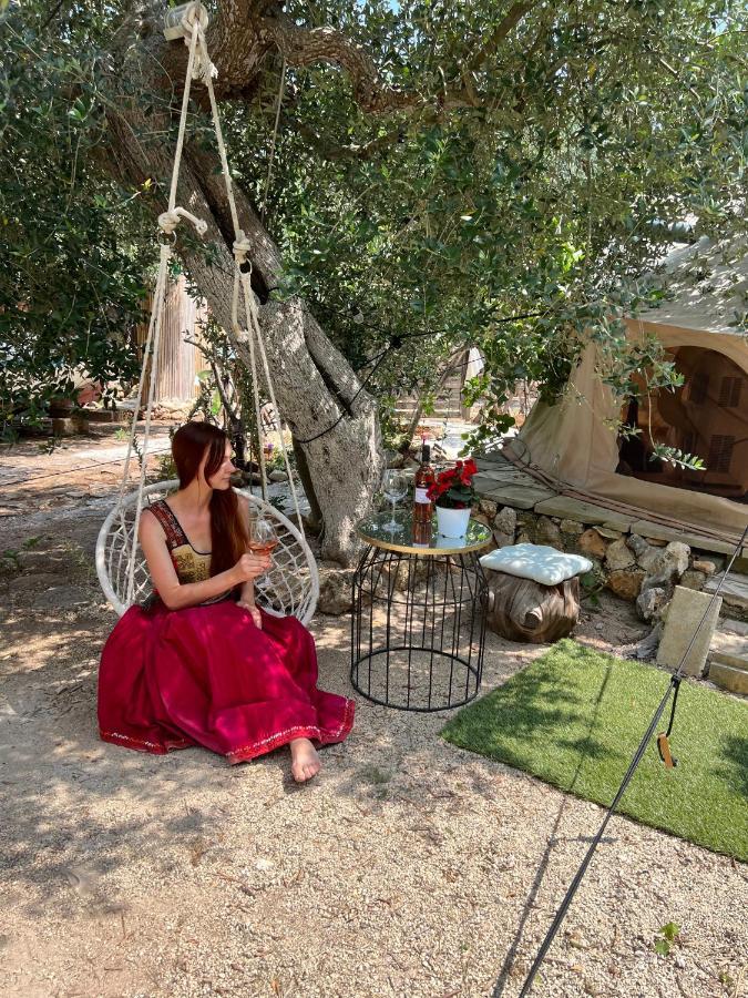 Farm Glamping Tent On Acquaviva Bay Hotel Marittima Buitenkant foto